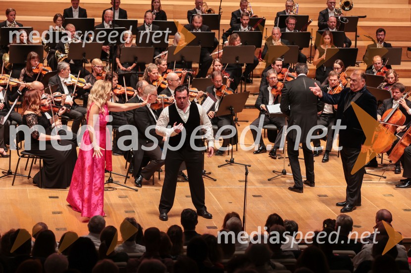  Sondra Radvanovsky, operna pevka;  Jonathan Tetelman, operni pevec;  ... Opera Tosca Giacoma Puccinija, Ljubljana Festival