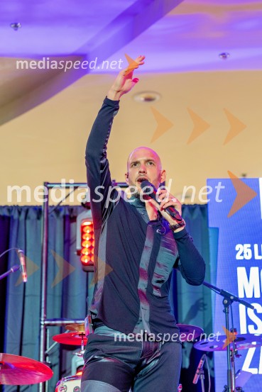  Marko Škugor, glasbenikMarko Škugor na praznovanju 25-letnice Europarka