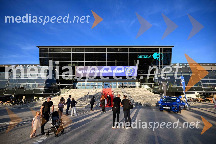 Miss Universe Slovenije 2025 je Hana Klaut