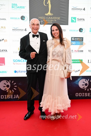  Ivo Boscarol, podjetnik, generalni direktor Pipistrel d.o.o.;  Lorella Flego, slovenska novinarka, modna urednica, televizijska moderatorkaMiss Universe Slovenije 2025 je Hana Klaut