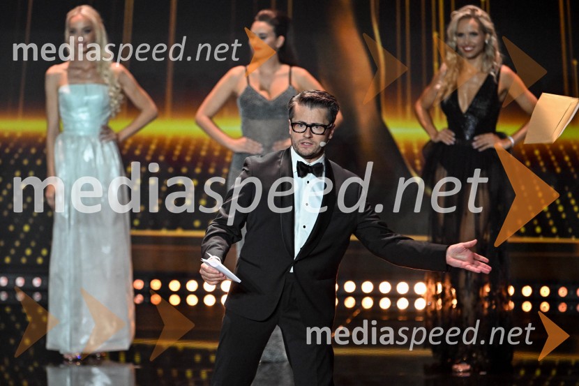  Jure Godler, televizijski voditeljMiss Universe Slovenije 2025 je Hana Klaut