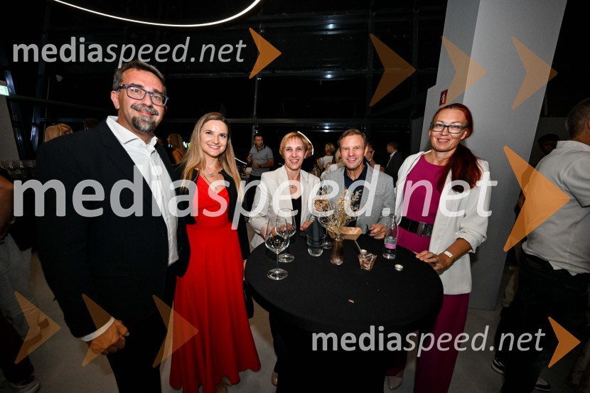 Miss Universe Slovenije 2025 je Hana Klaut