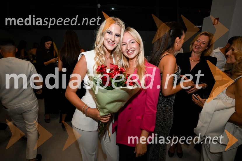 Miss Universe Slovenije 2025 je Hana Klaut