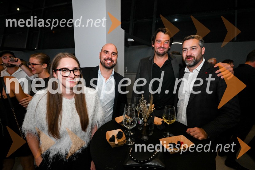 Miss Universe Slovenije 2025 je Hana Klaut