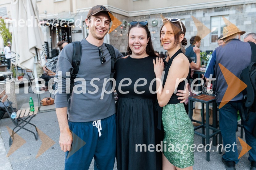  Klemen Kovačič, igralec, Slovensko mladinsko gledališče;  ... ;  Anja Novak, igralka, Slovensko mladinsko gledališčeSlovensko mladinsko gledališče, predstavitev jubilejne 70. sezone