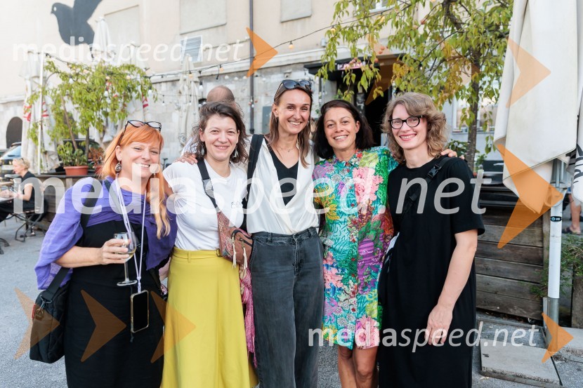  ... ;  ... ;  ... ;  Inga Remeta, direktorica, Slovensko mladinsko gledališče;  Urška Brodar, dramaturginja, Slovensko mladinsko gledališčeSlovensko mladinsko gledališče, predstavitev jubilejne 70. sezone