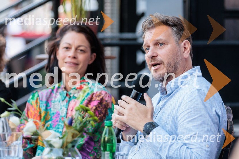  Inga Remeta, direktorica, Slovensko mladinsko gledališče;  Marko Bratuš, umetniški vodja Slovenskega mladinskega gledališčaSlovensko mladinsko gledališče, predstavitev jubilejne 70. sezone