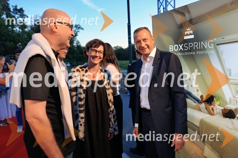  ... ;  ... ;  Emil Marinšek, direktor, podjetje MaremicoSlavnostna otvoritev novega Spalnega centra Maremico v Ljubljani