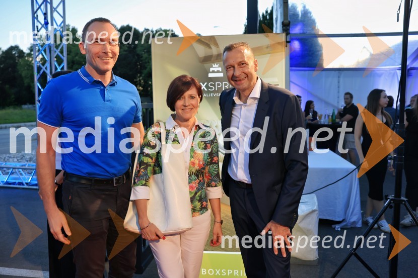  Rasto Oderlap, direktor, podjetje Autocommerce d.o.o.;  ... ;  Emil Marinšek, direktor, podjetje MaremicoSlavnostna otvoritev novega Spalnega centra Maremico v Ljubljani