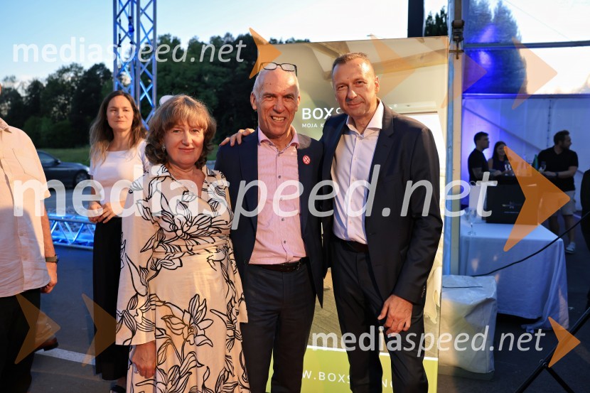  ... ;  Tone Stanonik;  Emil Marinšek, direktor, podjetje MaremicoSlavnostna otvoritev novega Spalnega centra Maremico v Ljubljani