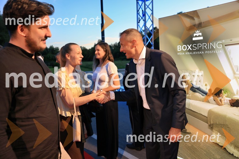  ... ;  ... ;  ... ;  Emil Marinšek, direktor, podjetje MaremicoSlavnostna otvoritev novega Spalnega centra Maremico v Ljubljani