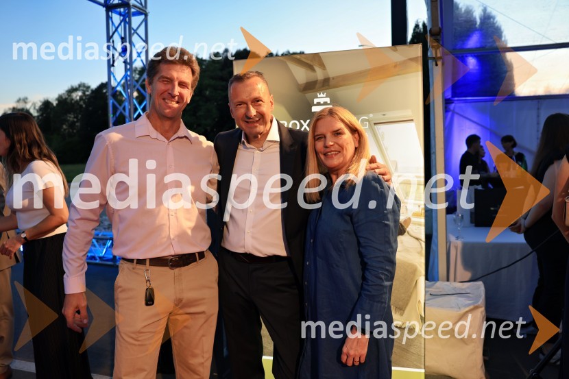  ... ;  Emil Marinšek, direktor, podjetje Maremico;  ... Slavnostna otvoritev novega Spalnega centra Maremico v Ljubljani
