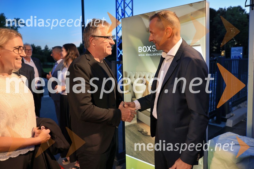 ... ;  Emil Marinšek, direktor, podjetje MaremicoSlavnostna otvoritev novega Spalnega centra Maremico v Ljubljani