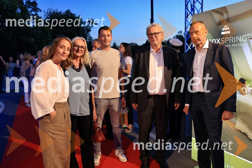  ... ;  ... ;  ... ;  ... ;  Emil Marinšek, direktor, podjetje MaremicoSlavnostna otvoritev novega Spalnega centra Maremico v Ljubljani