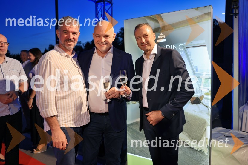  Andrej  Stražišar, scenograf, Teater d.o.o.;  Miha Istenič, vinar Istenič;  Emil Marinšek, direktor, podjetje MaremicoSlavnostna otvoritev novega Spalnega centra Maremico v Ljubljani