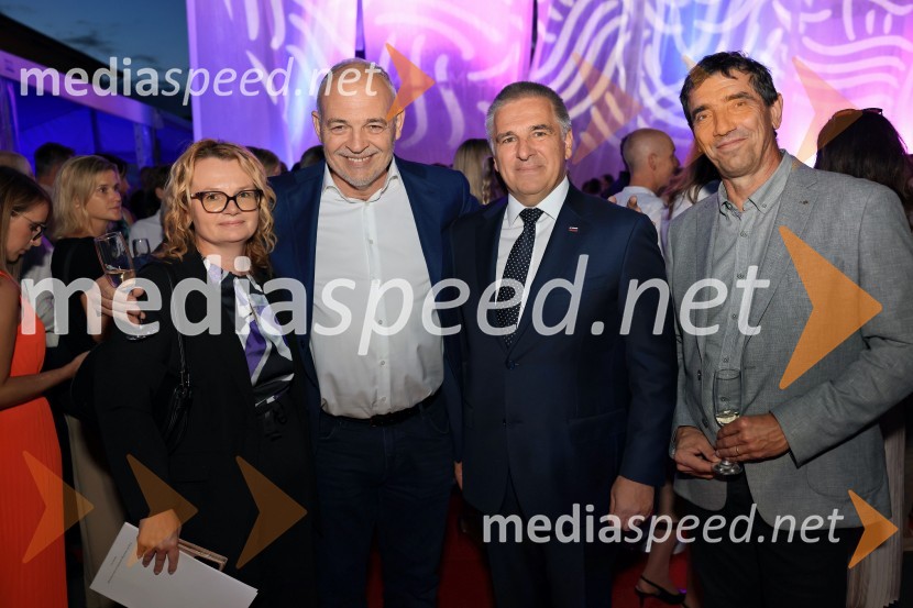  Monika Kirbiš Rojs, sekretarka, Državni svet;  ... ;  Marko Lotrič, predsednik, Državni svet; dr. Tomaž Kern, Fakulteta za organizacijske vedeSlavnostna otvoritev novega Spalnega centra Maremico v Ljubljani