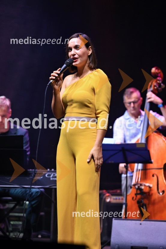  Nina Strnad, pevkaSlavnostna otvoritev novega Spalnega centra Maremico v Ljubljani