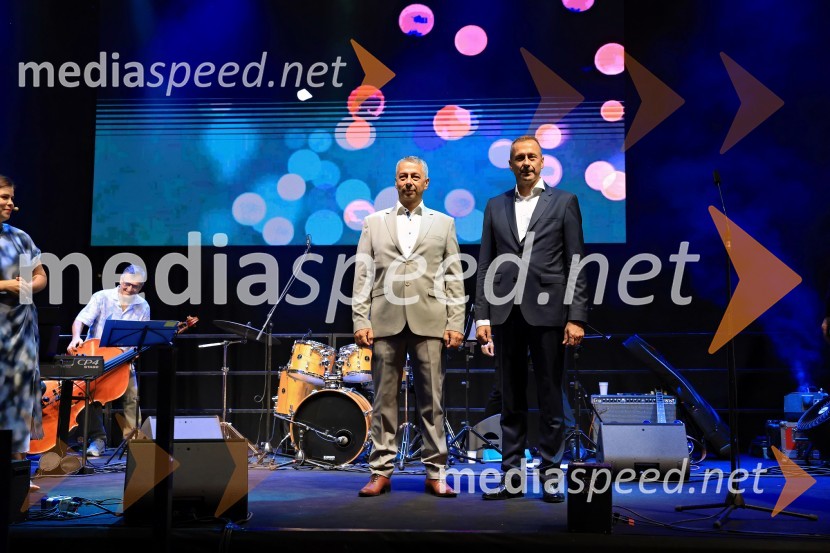 Valentin Marinšek, Maremico d.o.o.;  Emil Marinšek, direktor, podjetje MaremicoSlavnostna otvoritev novega Spalnega centra Maremico v Ljubljani
