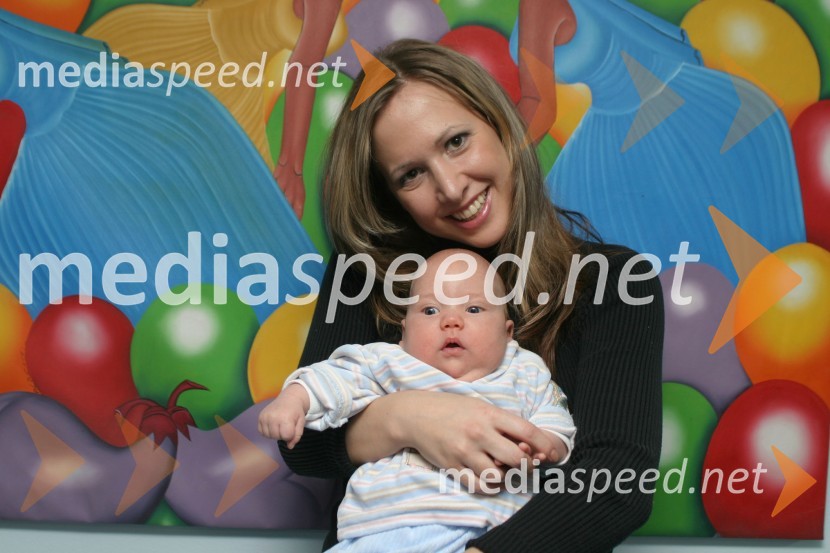 Natka Geržina in sin NikoNatka Geržina in Zvone Tomac