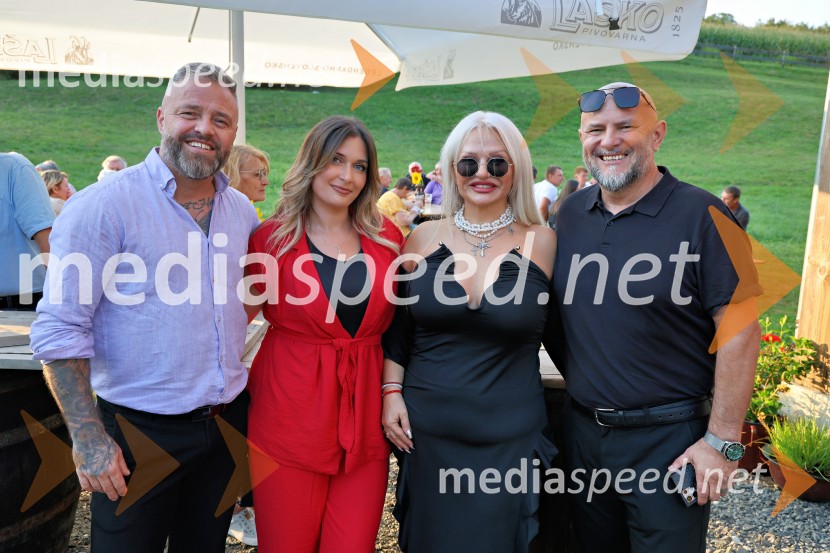  ... ;  ... ;  Melita Biserkova, podjetnica;  Silvo Bezjak, podjetnikVečer slovenske glasbe na kmetiji Štajerski cvet