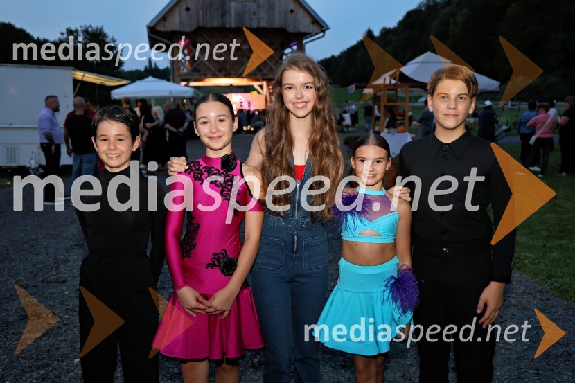  ... ;  ... ;  Eva Brumen Košar;  ... ;  ... Večer slovenske glasbe na kmetiji Štajerski cvet