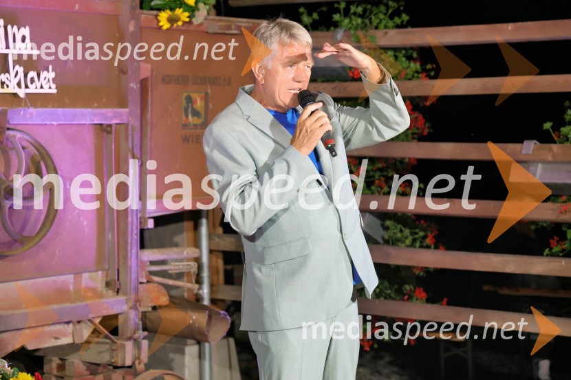  Rudi Šantl, pevecVečer slovenske glasbe na kmetiji Štajerski cvet