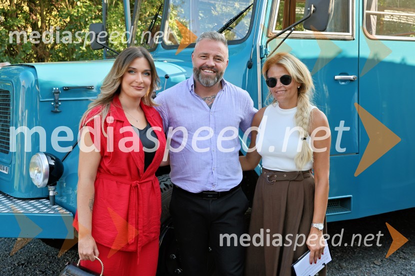  ... ;  Miha Ornik, INK Tatto studio;  Vesna Kodrič, direktorica PureGlamur in organizatorica dogodkov - Kmetija Štajerski cvetVečer slovenske glasbe na kmetiji Štajerski cvet