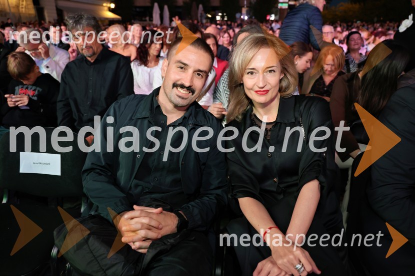  ... ;  Valentina Turcu, koreografinja in baletna solistkaTango - Balet pod zvezdami ponovno očaral Maribor