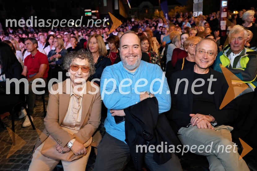  Dragica Petrovič, režiserka in producentka;  Rok Predin, režiser animiranih filmov;  Igor Selan, novinarTango - Balet pod zvezdami ponovno očaral Maribor