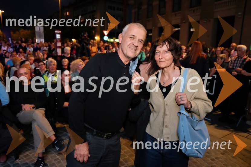  Uroš Skuhala, direktor Območne enote Maribor Zavarovalnice Triglav;  Barbara SkuhalaTango - Balet pod zvezdami ponovno očaral Maribor