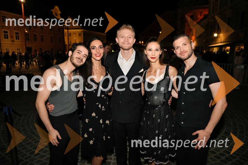  Matteo Magalotti, baletni plesalec;  ... ;  Christopher Thompson, baletni plesalec;  ... ;  ... Tango - Balet pod zvezdami ponovno očaral Maribor