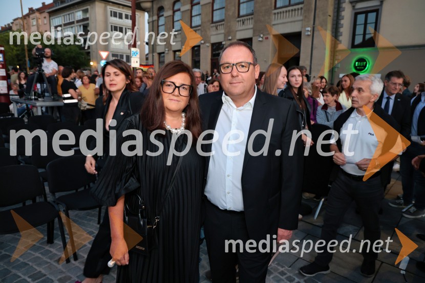  ... ;  Miran Jug, direktor, Mariborski vodovodTango - Balet pod zvezdami ponovno očaral Maribor