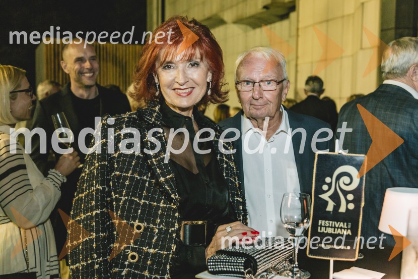  Darinka Pavlič Kamien, strokovnjakinja za komuniciranje; dr. Peter KamienVerdijev Otello v izvedbi SNG Maribor na Ljubljana Festivalu