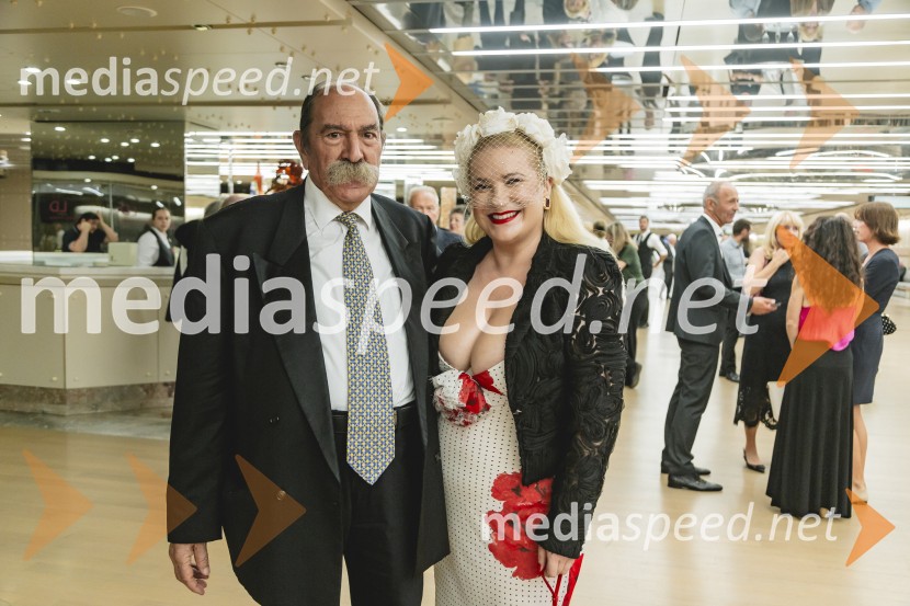  Marijan Zlobec, novinar, kritik;  Danica Lovenjak, novinarka, voditeljicaVerdijev Otello v izvedbi SNG Maribor na Ljubljana Festivalu