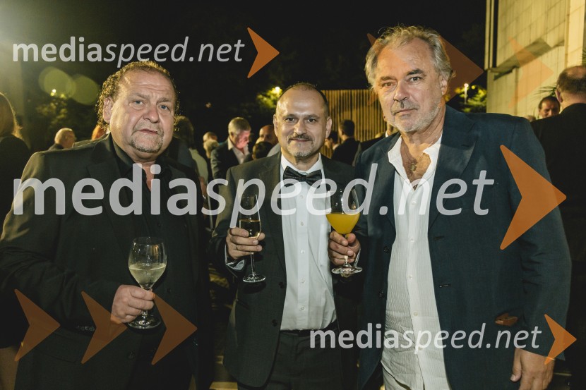  Darko  Brlek, direktor in umetniški vodja, Festival Ljubljana;  ... ;  ... Verdijev Otello v izvedbi SNG Maribor na Ljubljana Festivalu