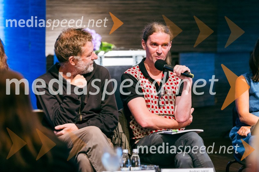  Jernej Lorenci, gledališki režiser;  Andrej Jaklič, vodja gledališkega in sodobnoplesnega programa CDPredstavitev sezone 2025/26 v Cankarjevem domu