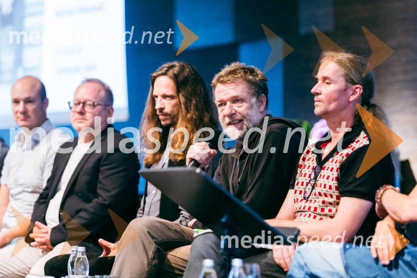 mag. Aleš Drenik, vodja programa resne glasbe, opere in balet, Cankarjev dom;  Peter Baroš, direktor kulturno-umetniškega programa Cankarjevega doma;  Jernej Lorenci, gledališki režiser;  Andrej Jaklič, vodja gledališkega in sodobnoplesnega programa CDPredstavitev sezone 2025/26 v Cankarjevem domu