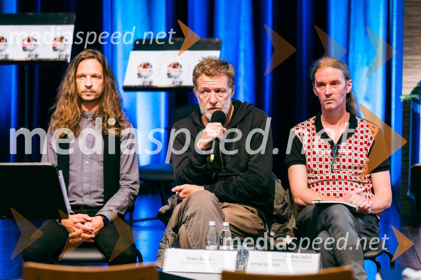  Peter Baroš, direktor kulturno-umetniškega programa Cankarjevega doma;  Jernej Lorenci, gledališki režiser;  Andrej Jaklič, vodja gledališkega in sodobnoplesnega programa CDPredstavitev sezone 2025/26 v Cankarjevem domu