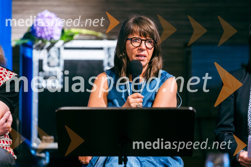  Barbara Rogelj, vodja humanističnega in kulturno-vzgojnega programa, Cankarjev domPredstavitev sezone 2025/26 v Cankarjevem domu