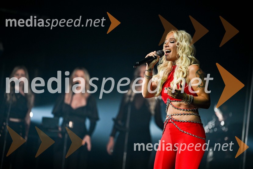  Alja Omladič - Alya, pevkaAlya z velikim koncertom v Cankarjevem domu obeležila 25 let kariere