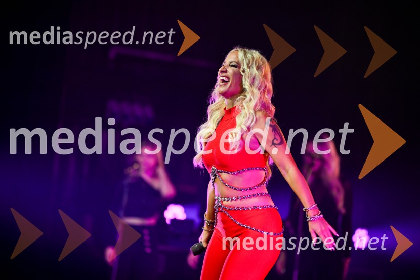  Alja Omladič - Alya, pevkaAlya z velikim koncertom v Cankarjevem domu obeležila 25 let kariere