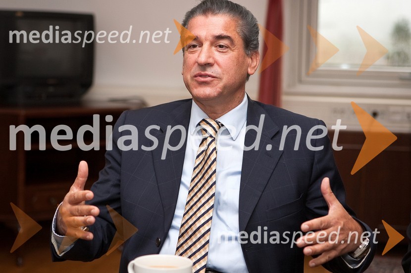 Prof. dr. Radovan Tomić, direktor Visoke poslovne šole za strokovne študije v Novem SaduDan Univerze v Mariboru in 50 let Fakultete za organizacijske vede Kranj