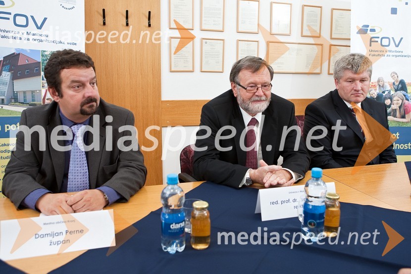 Damijan Perne, župan Kranja, prof. dr. Ivan Rozman, rektor Univerze v Mariboru in prof. dr. Marko Ferjan, dekan Fakultete za organizacijske vede Univerze v MariboruDan Univerze v Mariboru in 50 let Fakultete za organizacijske vede Kranj