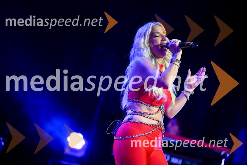  Alja Omladič - Alya, pevkaAlya z velikim koncertom v Cankarjevem domu obeležila 25 let kariere