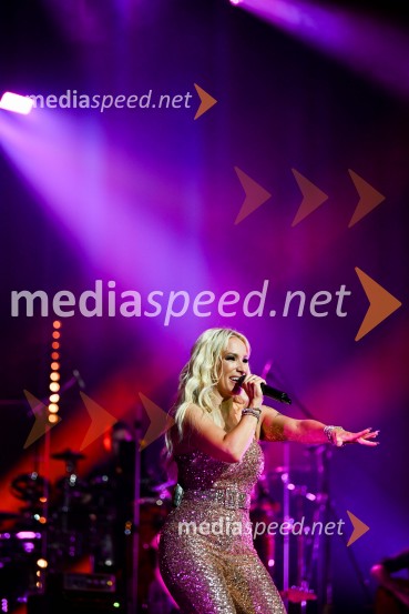  Alja Omladič - Alya, pevkaAlya z velikim koncertom v Cankarjevem domu obeležila 25 let kariere