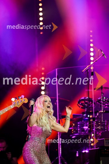  Alja Omladič - Alya, pevkaAlya z velikim koncertom v Cankarjevem domu obeležila 25 let kariere