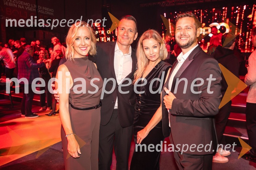  Ota Širca Roš, voditeljica;  Simon Vadnjal, novinar in glasbenik;  Taya Damjan, pevka;  Alen Podlesnik, moderator, novinar POP TVPOP promenada 2025