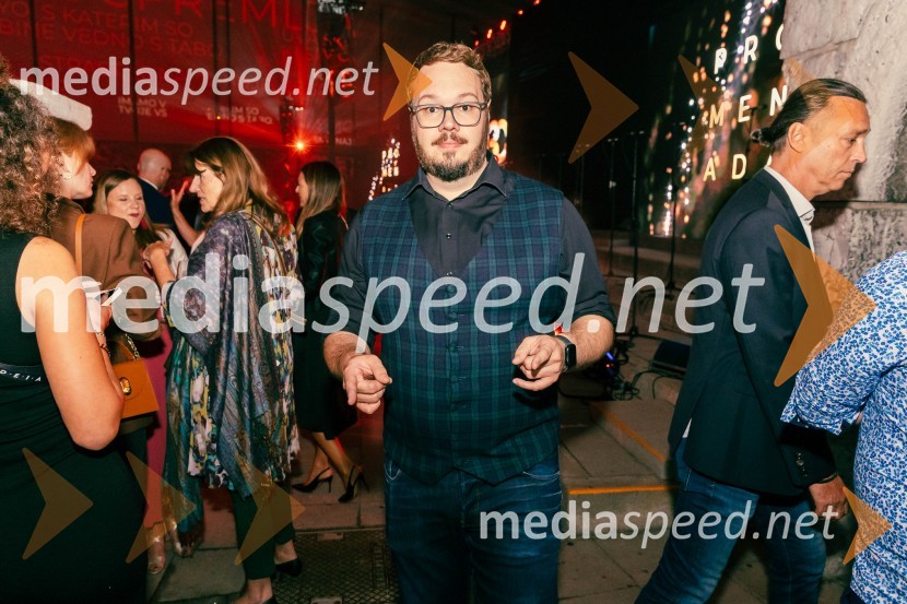  Sašo Stare, stand up komik, voditeljPOP promenada 2025