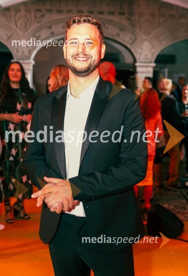  Alen Podlesnik, moderator, novinar POP TVPOP promenada 2025