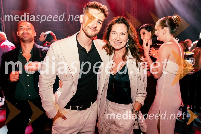  Matej Zemljič, igralec;  Sabina  Kogovšek, igralkaPOP promenada 2025